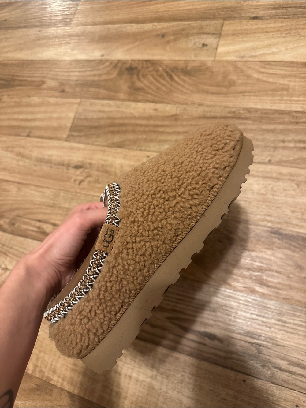 UGG Chestnut Tasman Maxi Curly